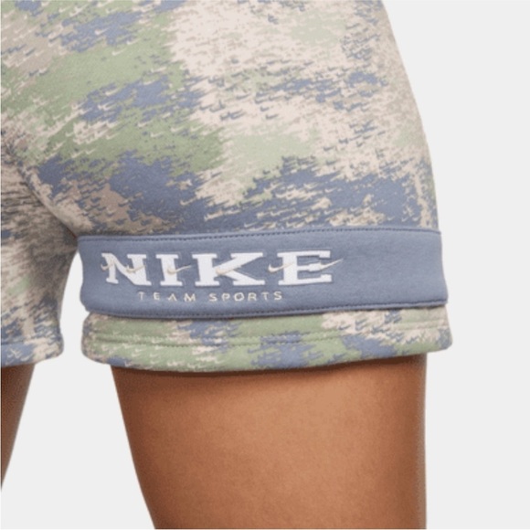 Nike Sportswear Women's Fleece Shorts - Picture 5 of 15